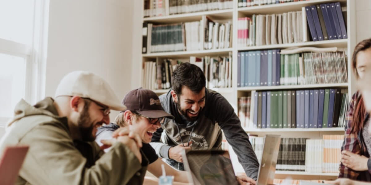 Scholarships and Benefits of Undergrad Abroad