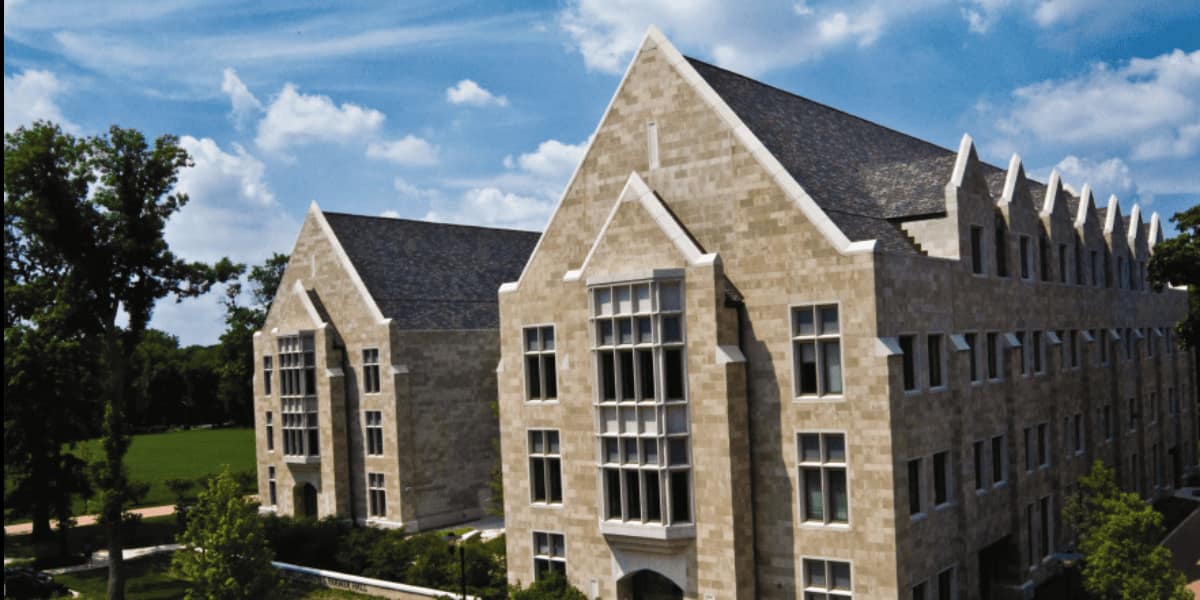 Dominican University College